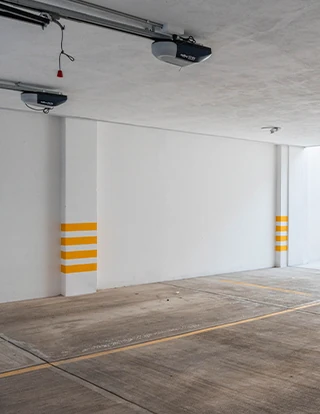 vista interior de la cochera